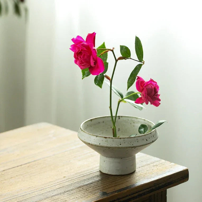 Black and White Ikebana Vase Set